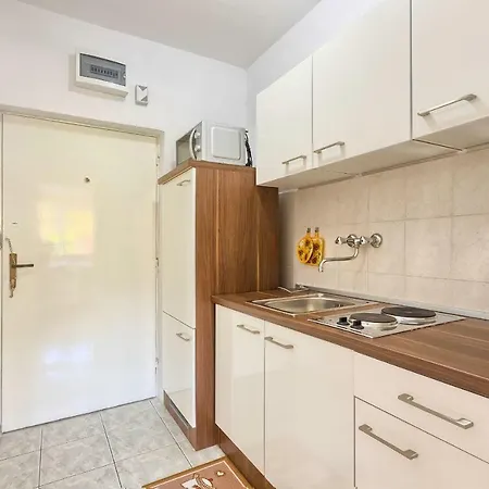 Apartment Apartman Nika Pula