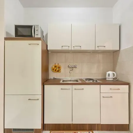 Apartman Nika * Pula